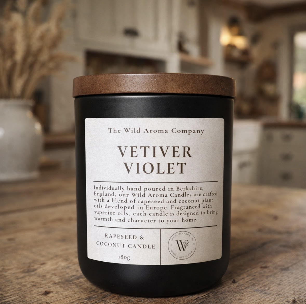 Vetiver Violet | Black Jar Candle